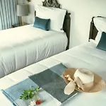 Solar Alvura Boutique Отель 4*